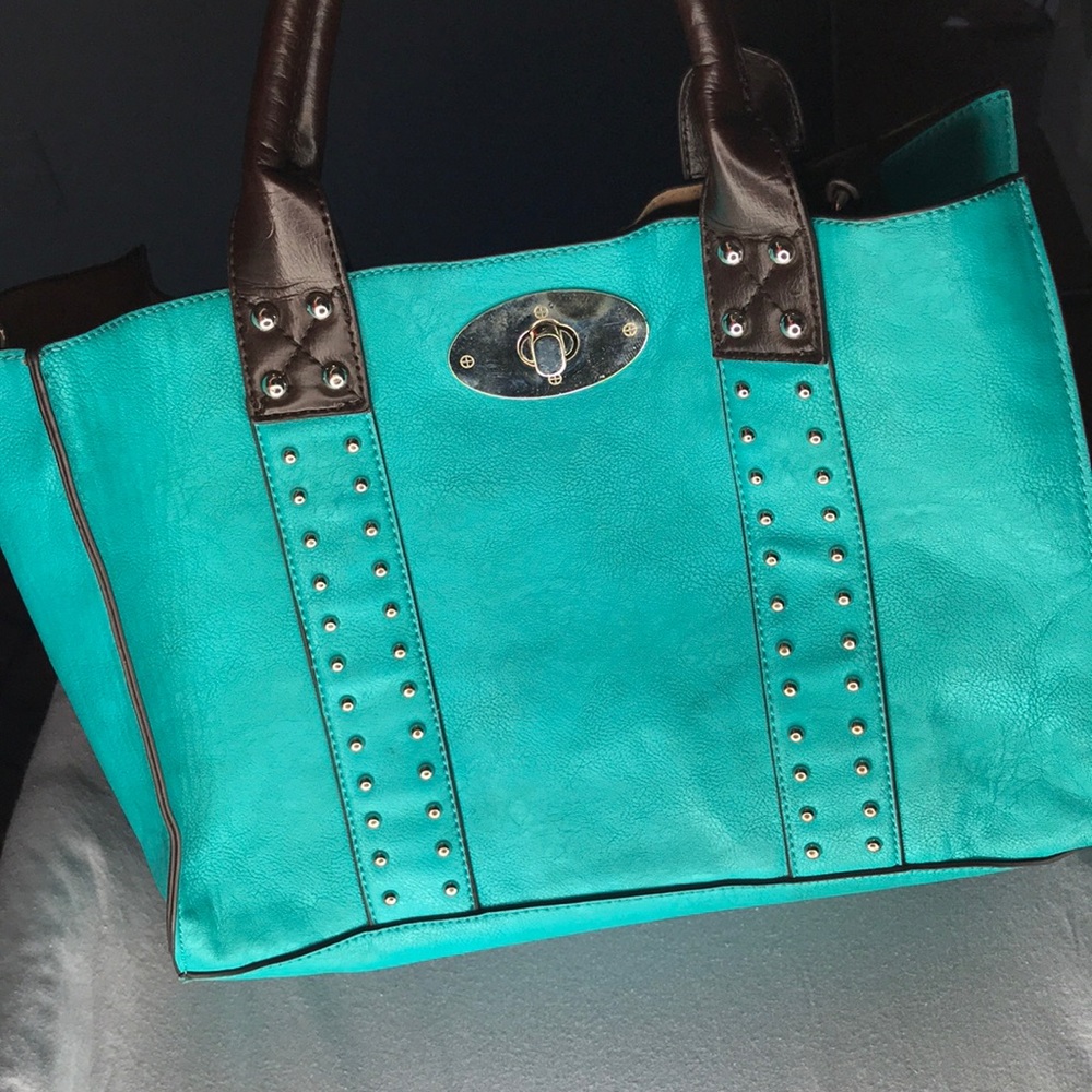 Charming Charlie purse